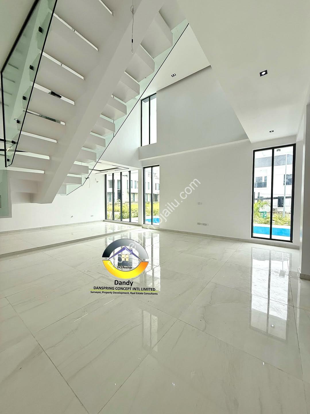 Cinema & Pool: Modern 5-Bed Dublex in Ikate