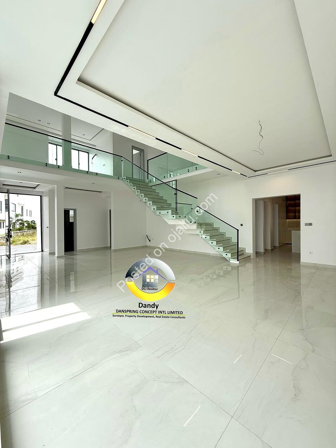 Cinema & Pool: Modern 5-Bed Dublex in Ikate