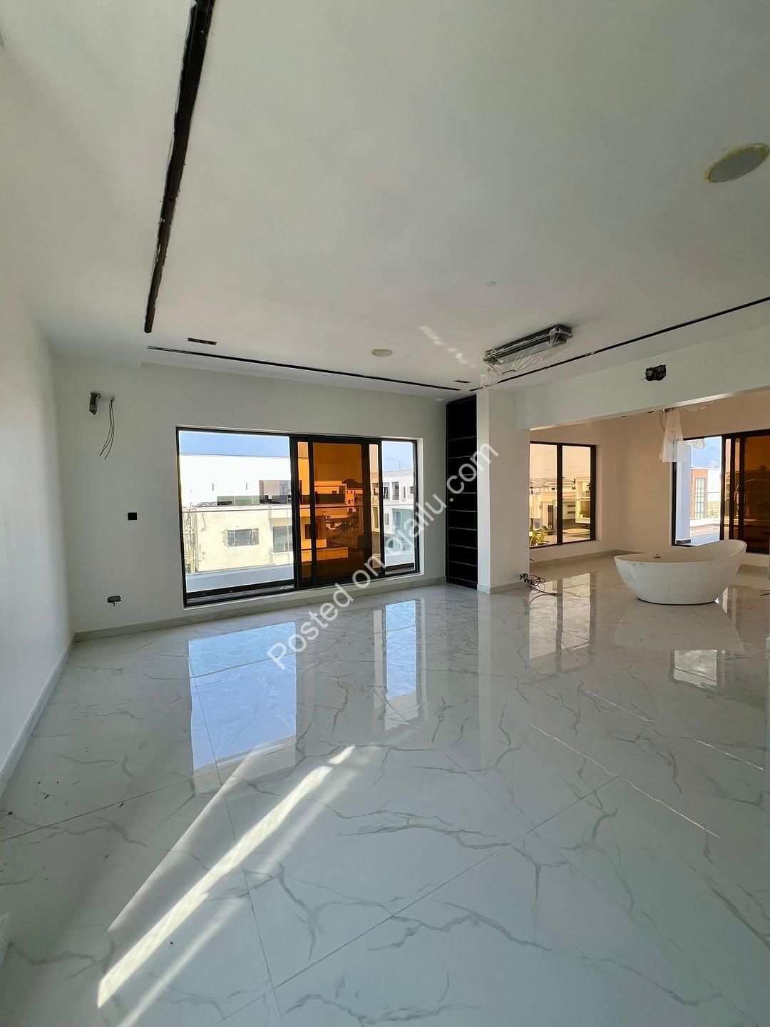 Lekki’s Ultimate Smart Estate: Cinema, Pool & Rooftop Views