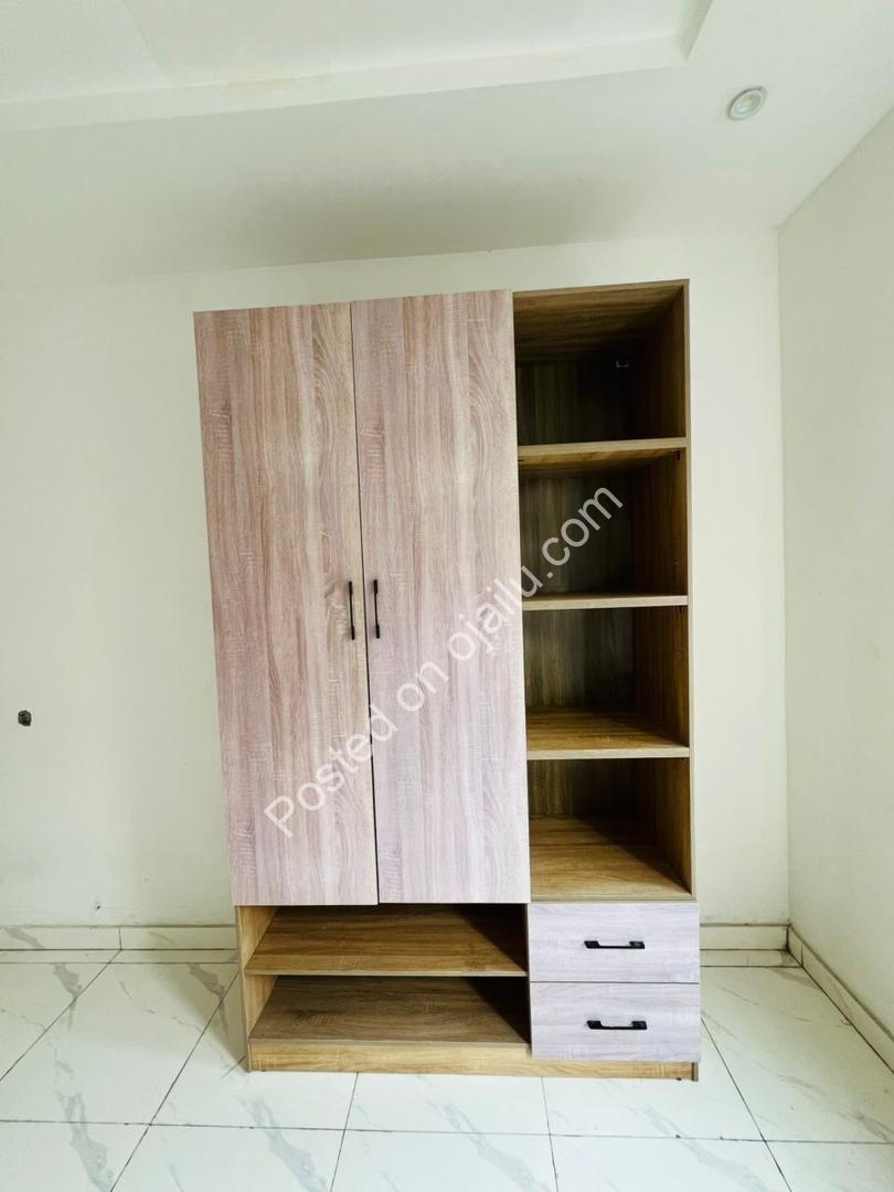Elite Ikate Living: 2BR with Pool & Gym