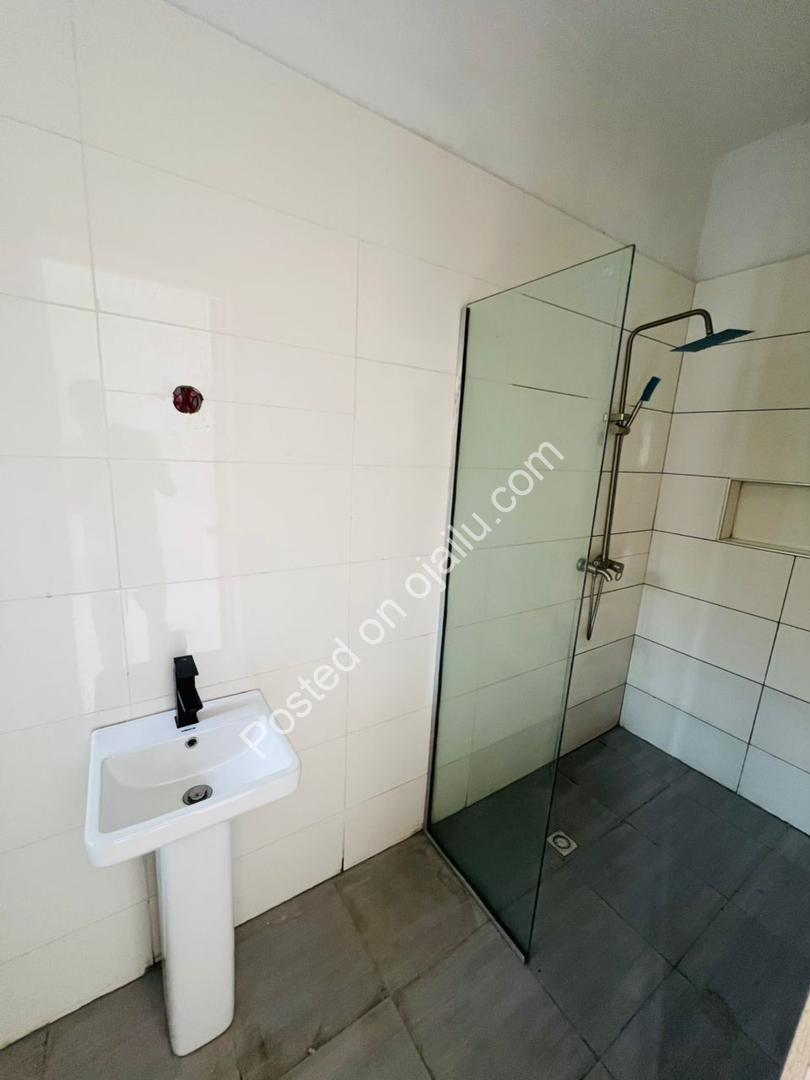 Elite Ikate Living: 2BR with Pool & Gym