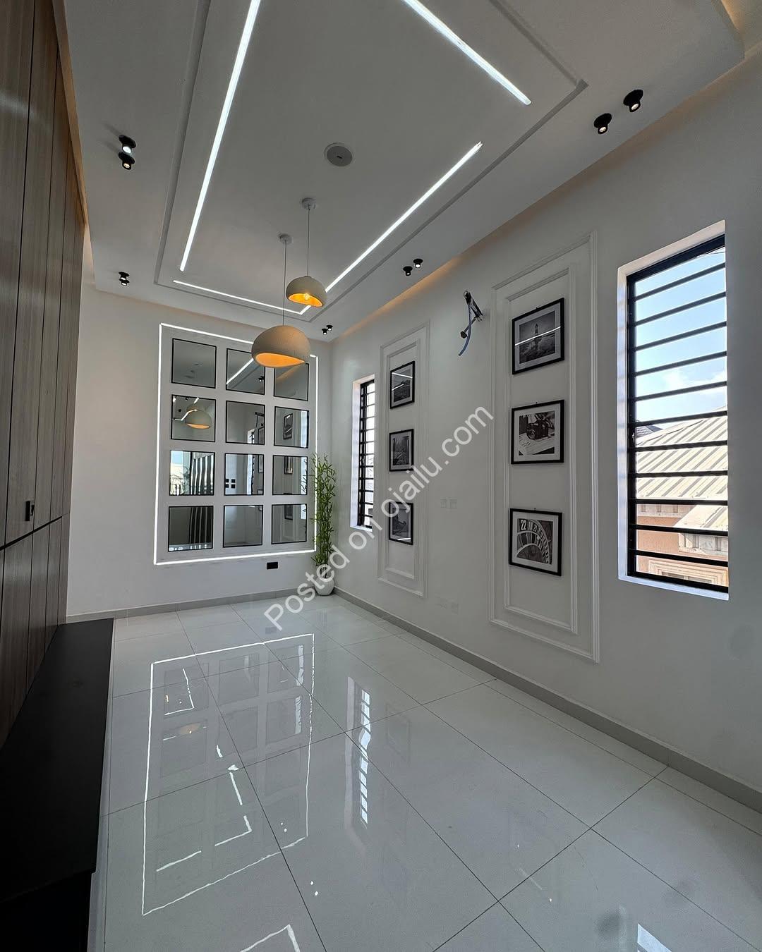 ELEVATED ESTATE LIVING: 5-Bed Duplex with Pool & Gym – Now 420M