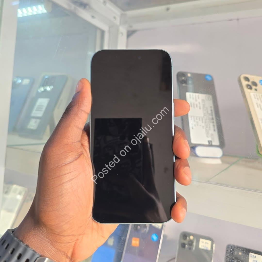Experience True Premium: iPhone 16 Teal, 128GB, 89% Battery, E-Sim + Free Accessories!