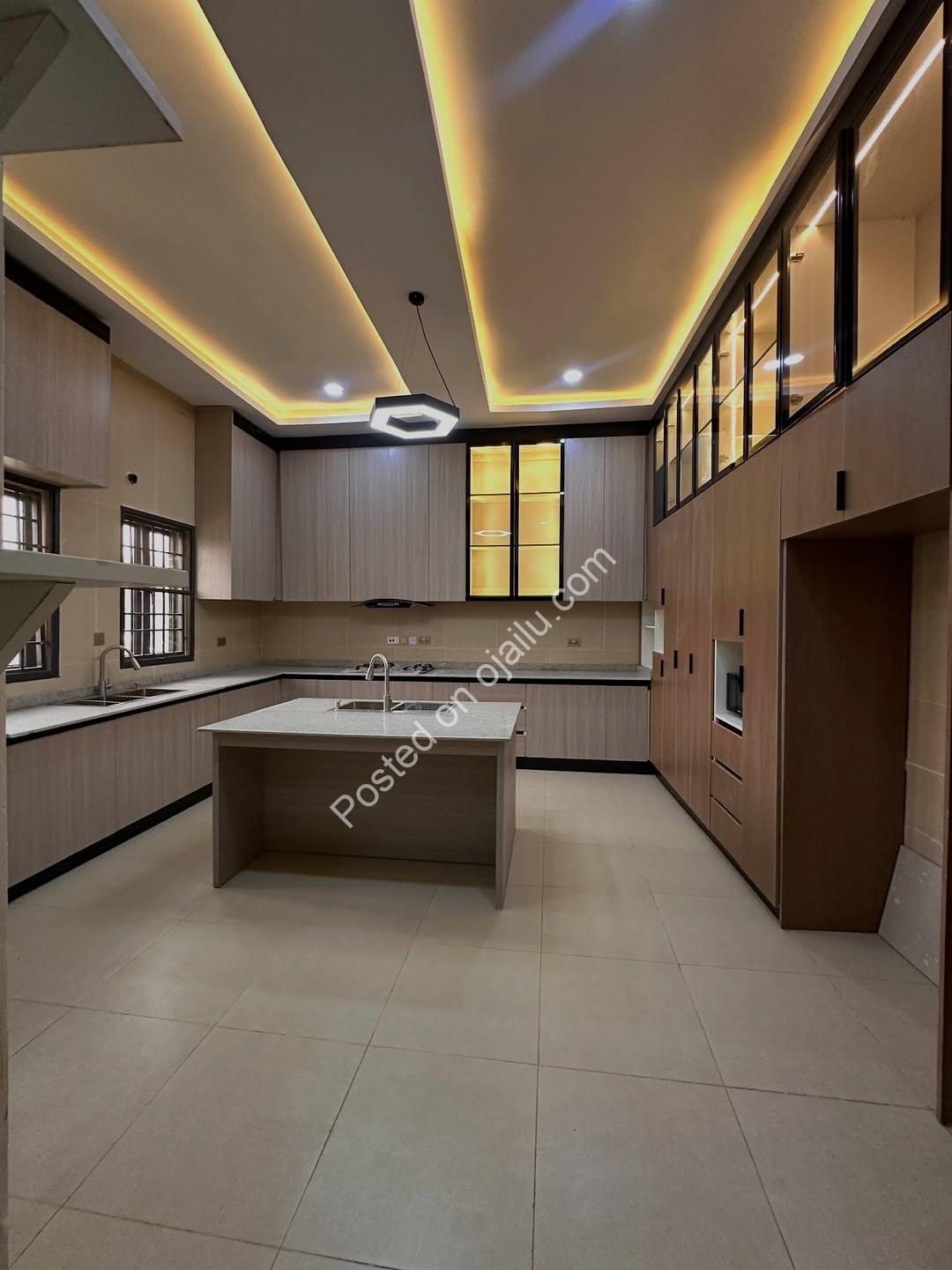 Gwarinpa’s Finest: 7-Bed Smart Home + Pool & BQ