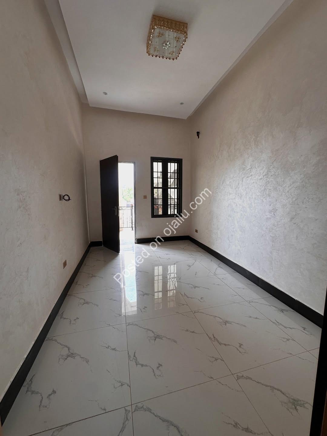 Gwarinpa’s Finest: 7-Bed Smart Home + Pool & BQ