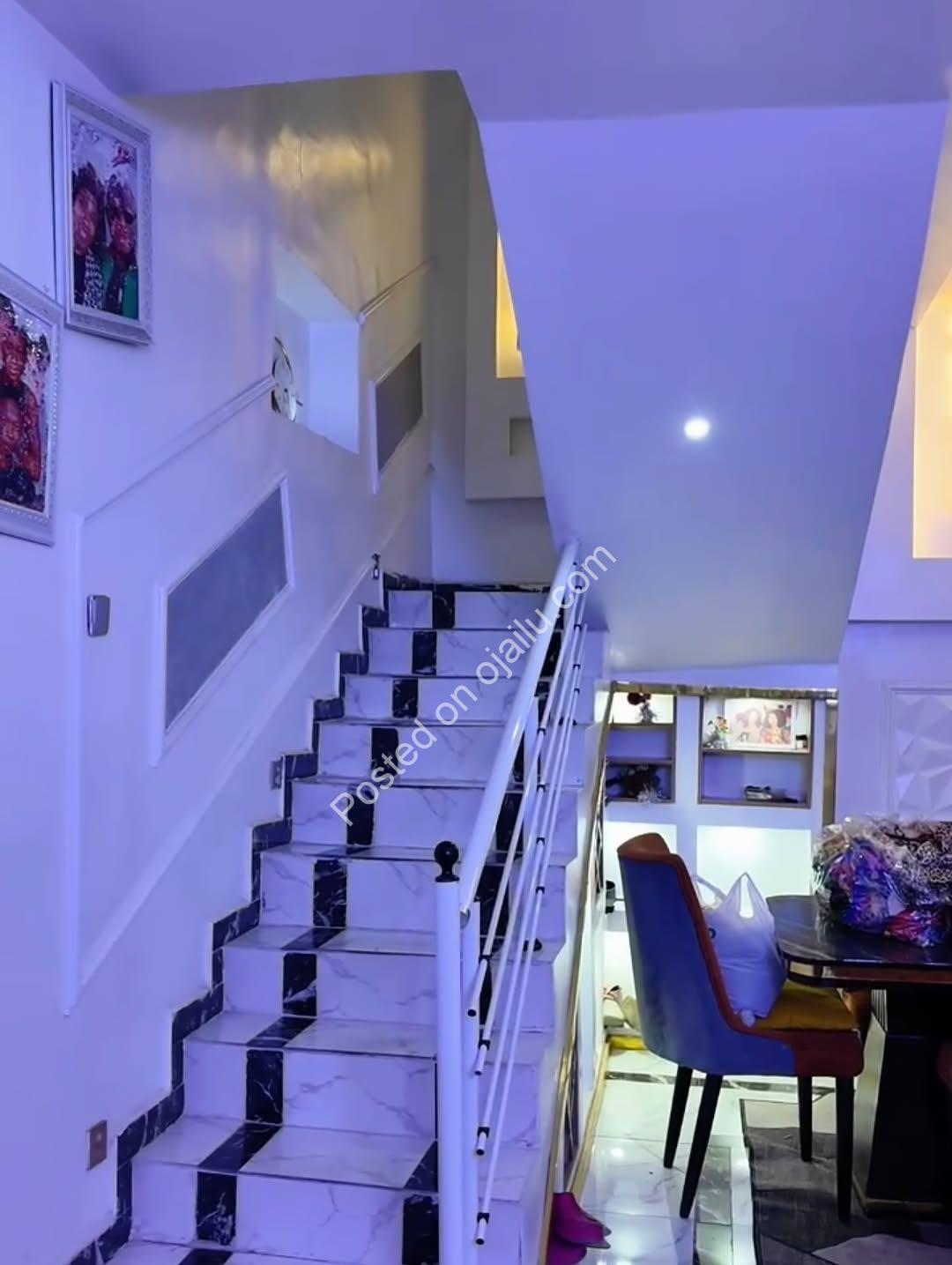 Sangotedo Stunner: 6-Bed + Penthouse, CofO in View