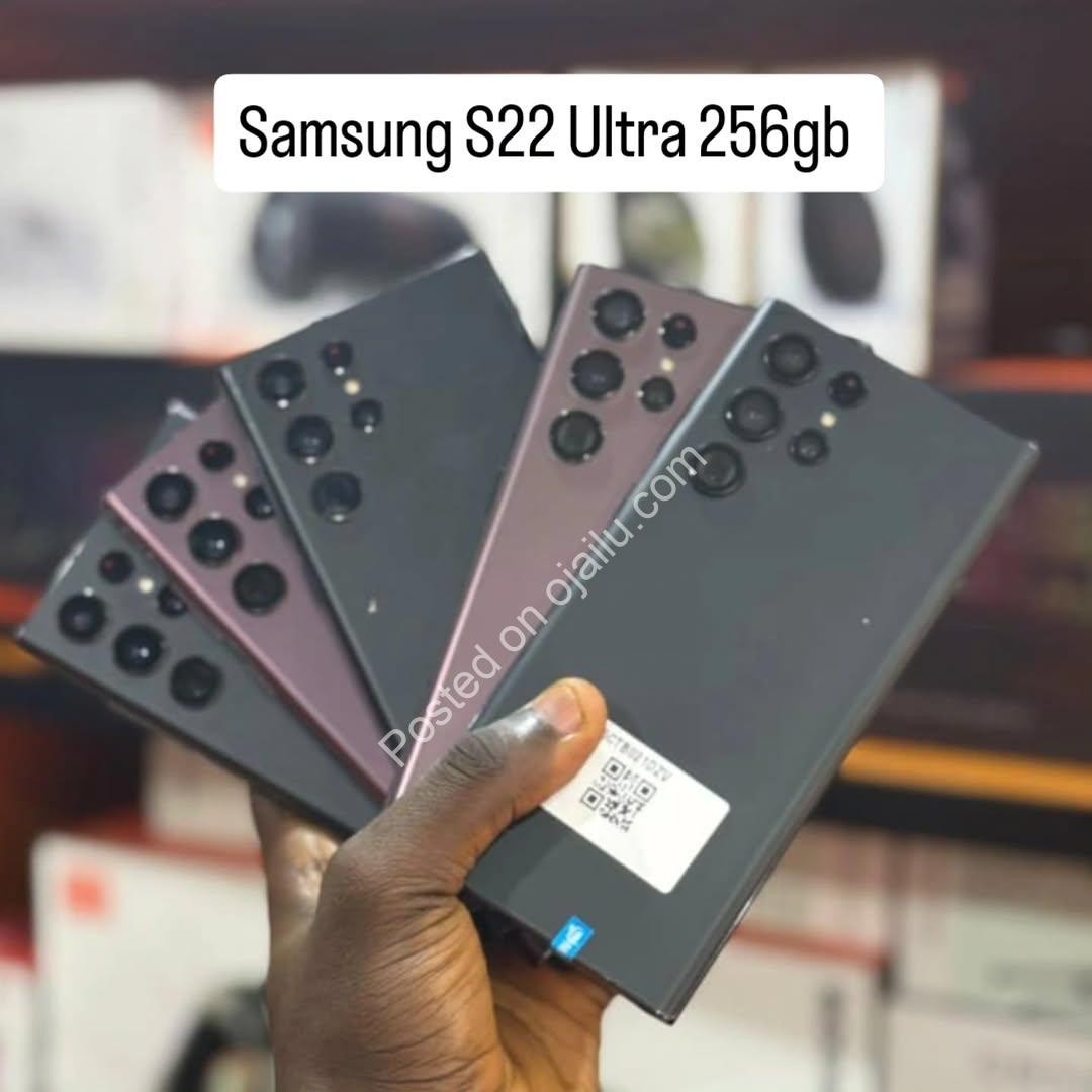 S22 Ultra 256GB:   Beast Mode, ₦500K