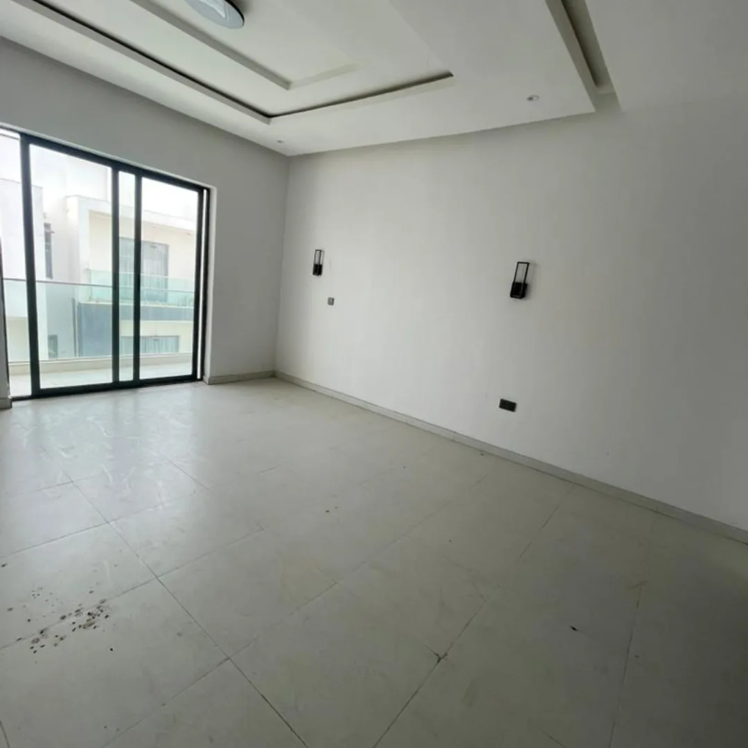 Brand New 4BR Terrace Duplex + BQ in Orchid Lekki | 13M