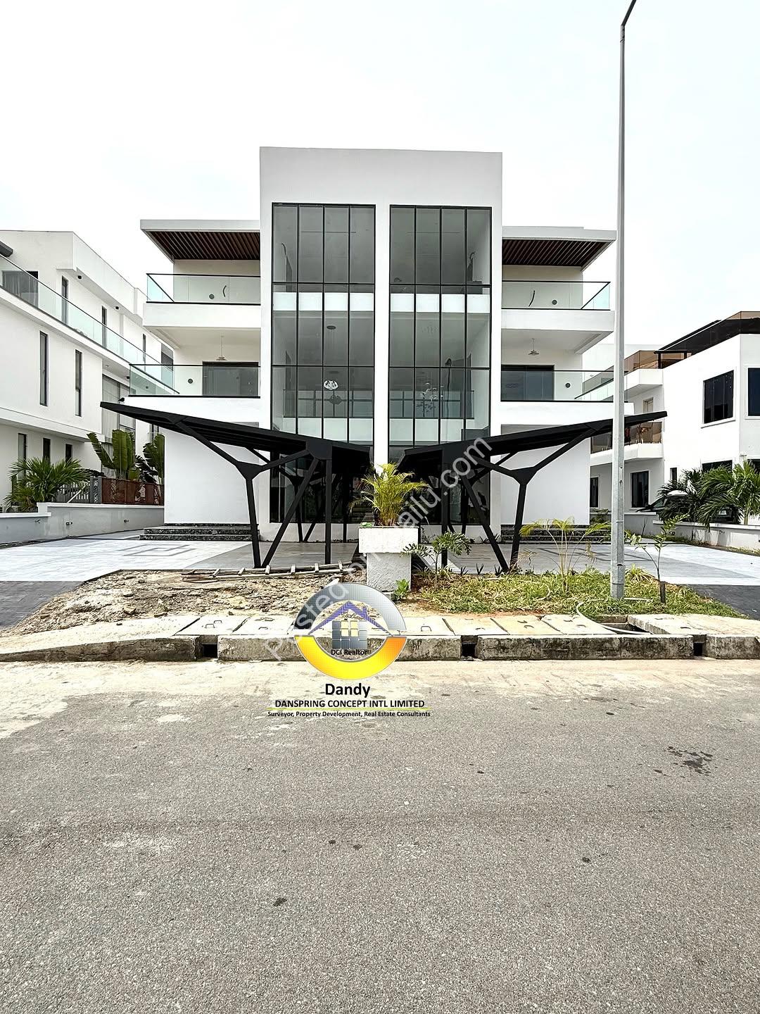 Ikate Gem: 5-Bed Duplex with Pool & Cinema