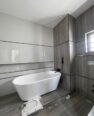 4-Bed Detached Duplex: Move-In Ready Perfection