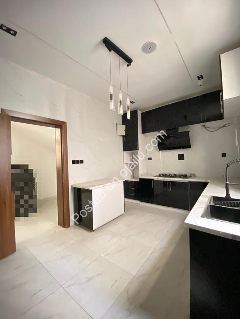 Brand New 4-Bed Stunner in Sangotedo