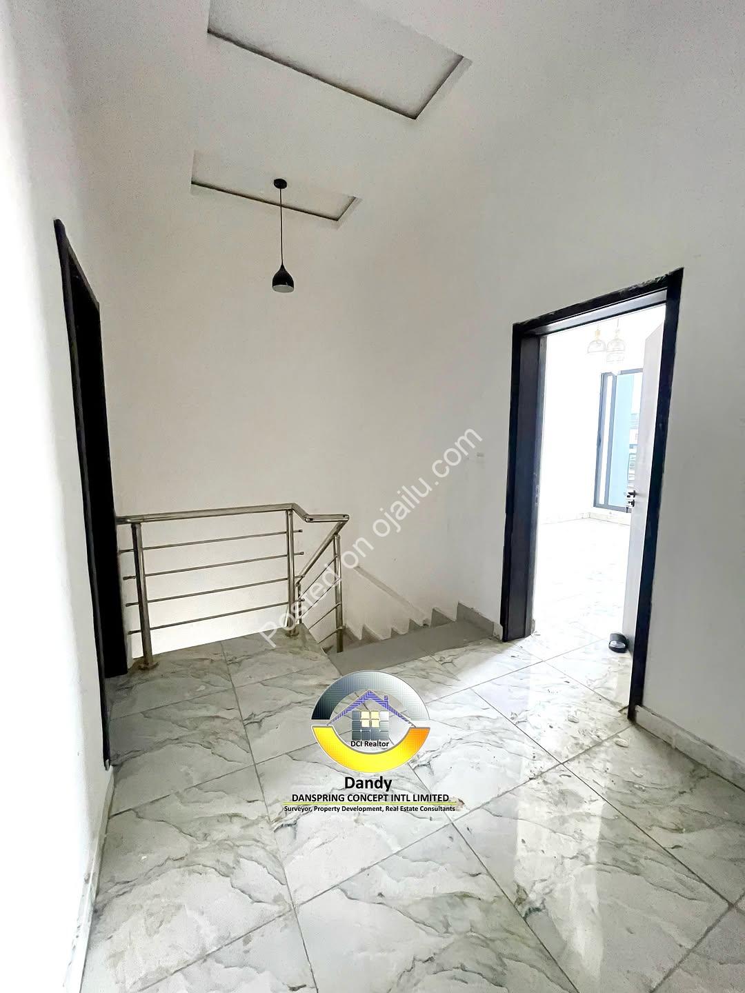 Brand New Terrace Duplex: Ensuite Bedrooms & BQ!