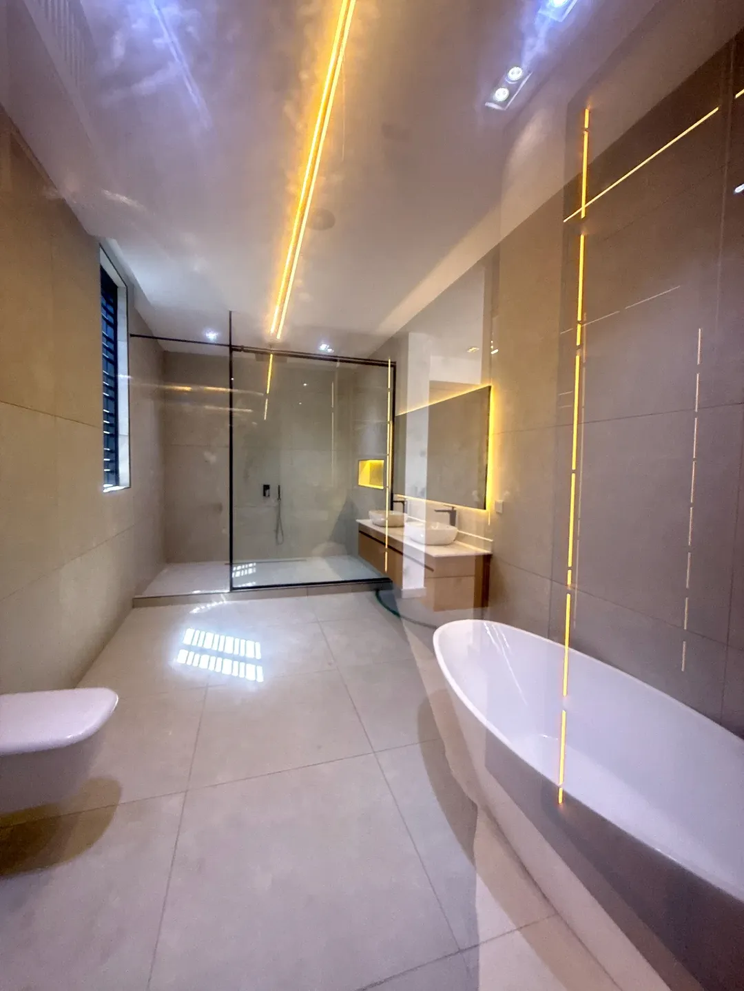 # Unlock Resort-Style Living: En-suite Cinema, Gym & Pool