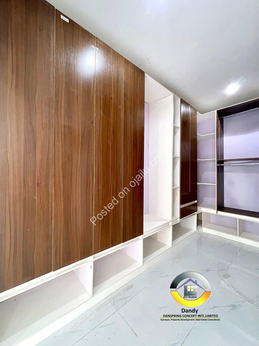 Brand New 5-Bed Duplex with Pool in Lekki
