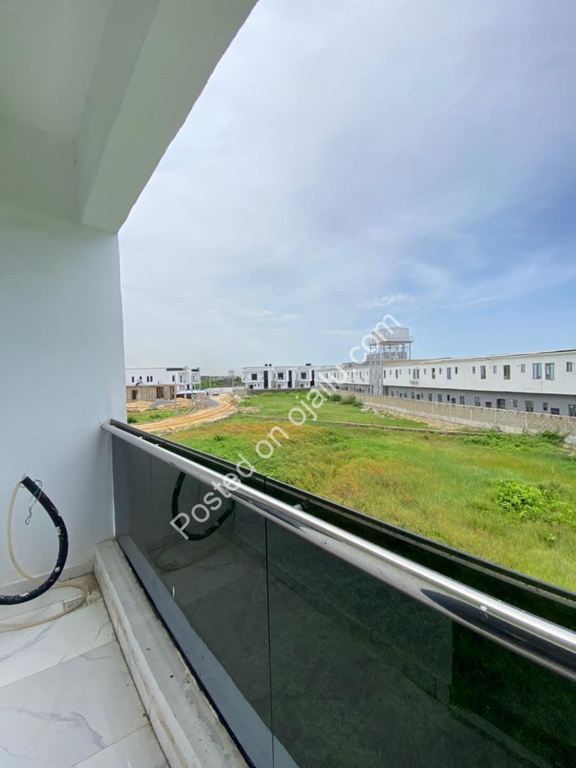 Brand New 3-Bed Haven in Abraham Adesanya