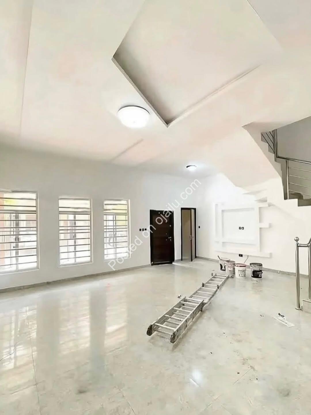 Elite Terrace Duplex with In-Built Speakers