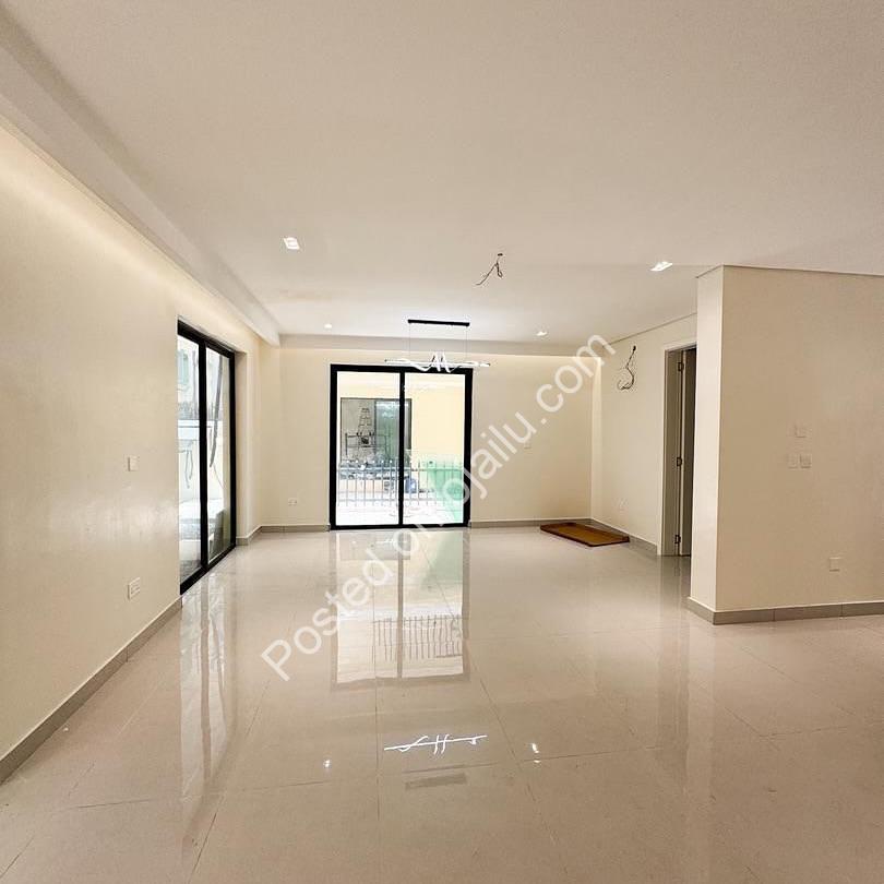 Brand New Ikoyi Masterpiece: 5 Ensuite Bedrooms