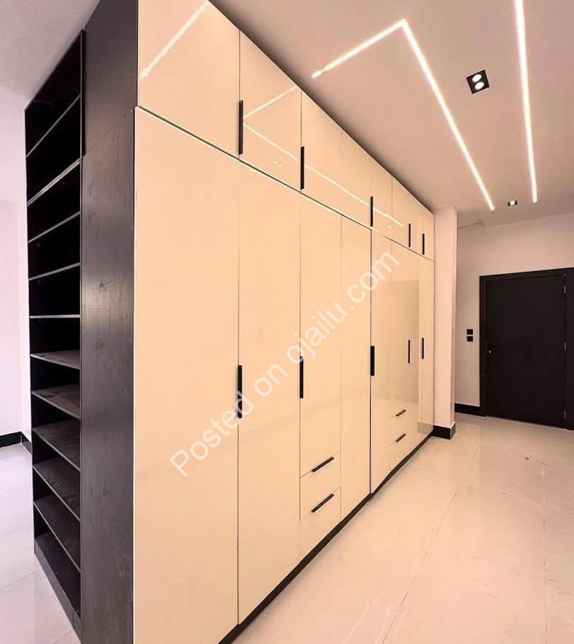 Lekki’s Most Sought-After Smart 5-Bed Duplex