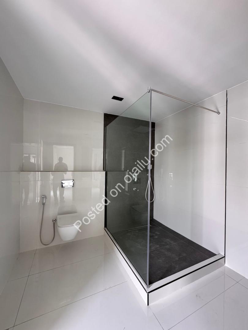 Private Elevator & Rooftop Luxury Await in Banana Island