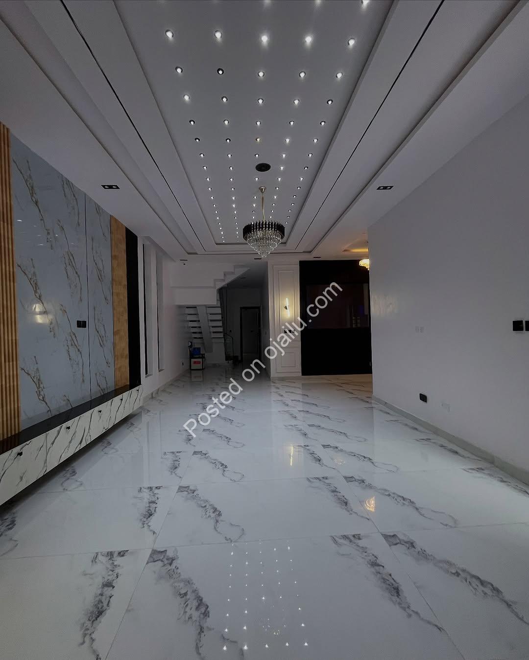 **Jacuzzi & Pool Oasis: 5BR Ikota Duplex – 400M**