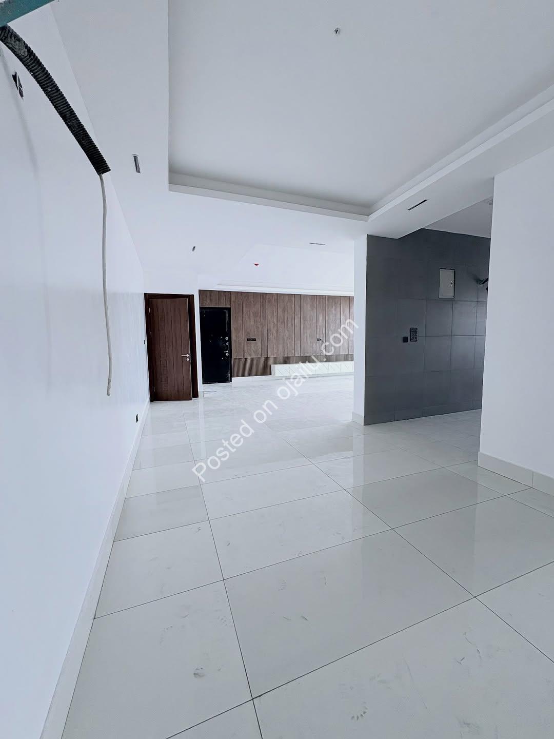 Brand New Lekki Phase 1 Apartments – All Rooms En-Suite