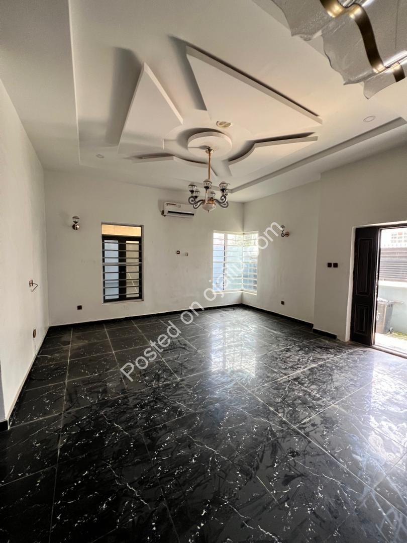 Your Dream Home Awaits: 4BR Duplex in Osapa, Lekki
