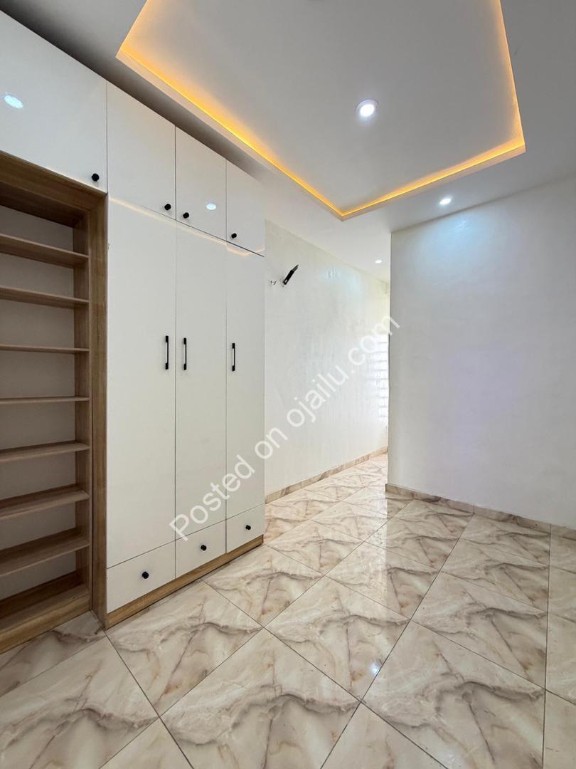 Solar-Powered 3-Bed Duplex in Abraham Adesanya