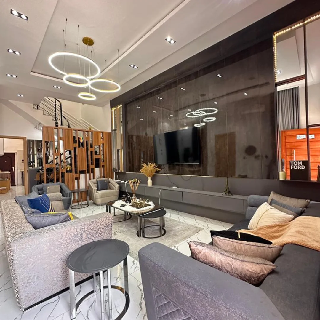 Step into Sound-Immersed Luxury: 4-Bed Orchid Duplex