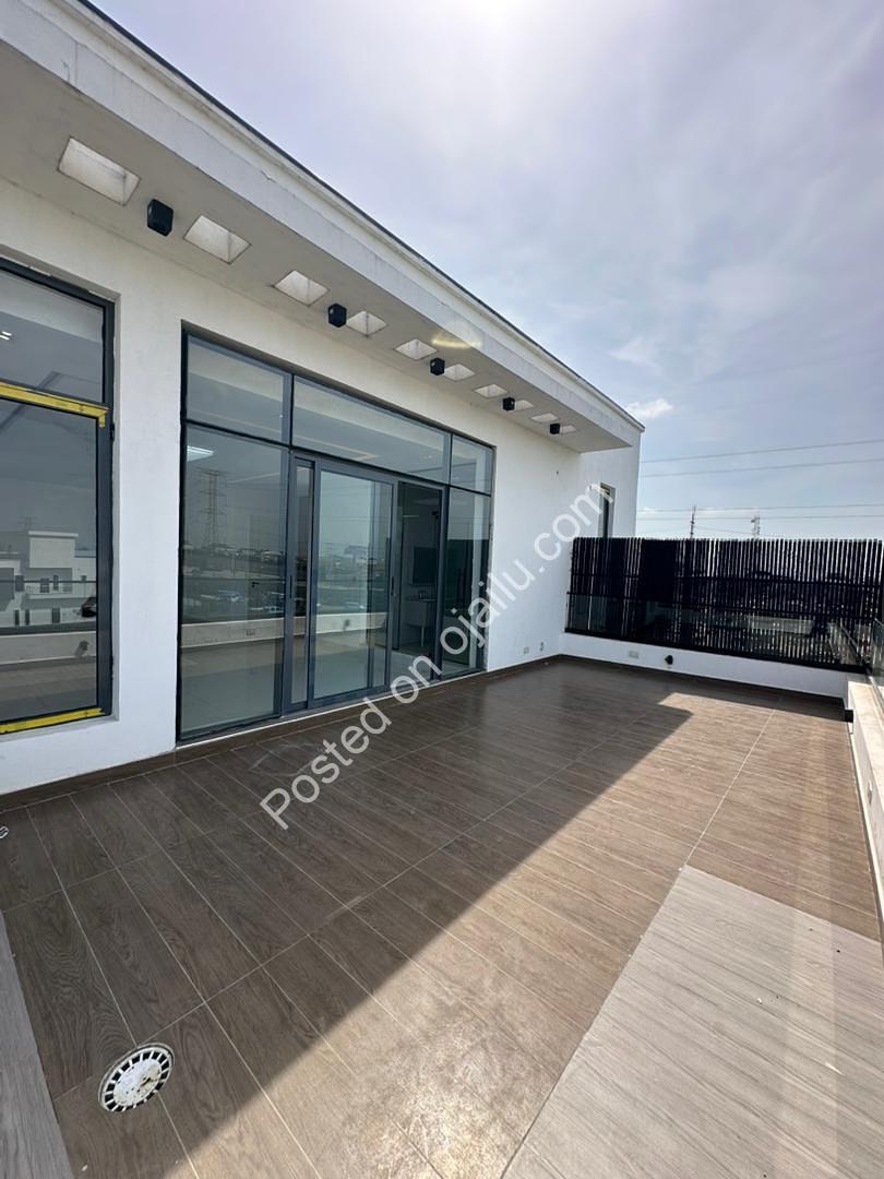 Ajah’s Finest: Smart Home with Cinema & Rooftop