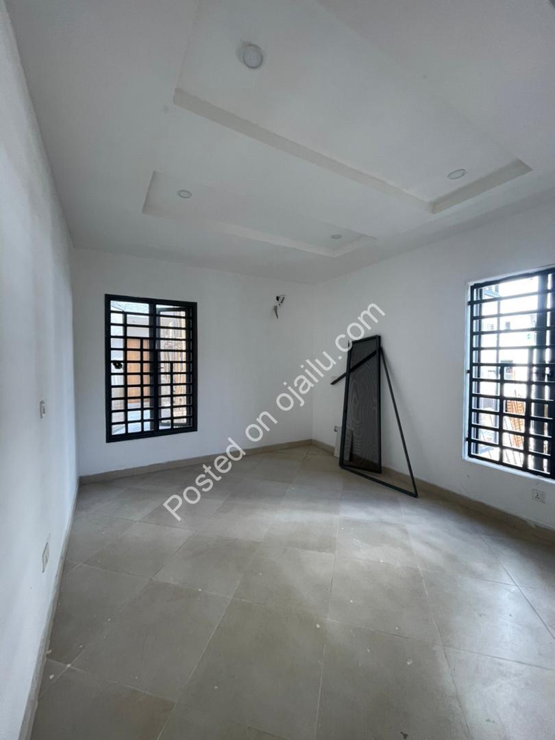 Stunning 4-Bed Lekki Home with Cinema