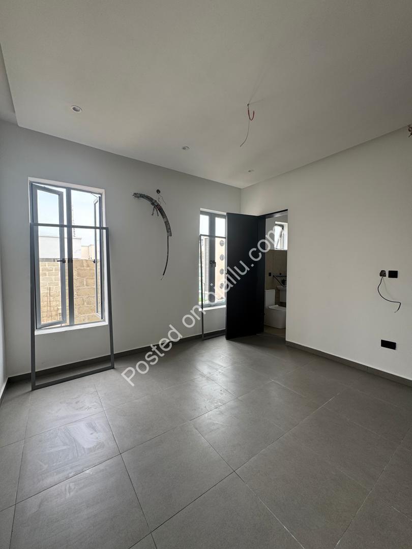 Prime 3-4BR Terrace Duplexes with BQ in Lekki Phase 1