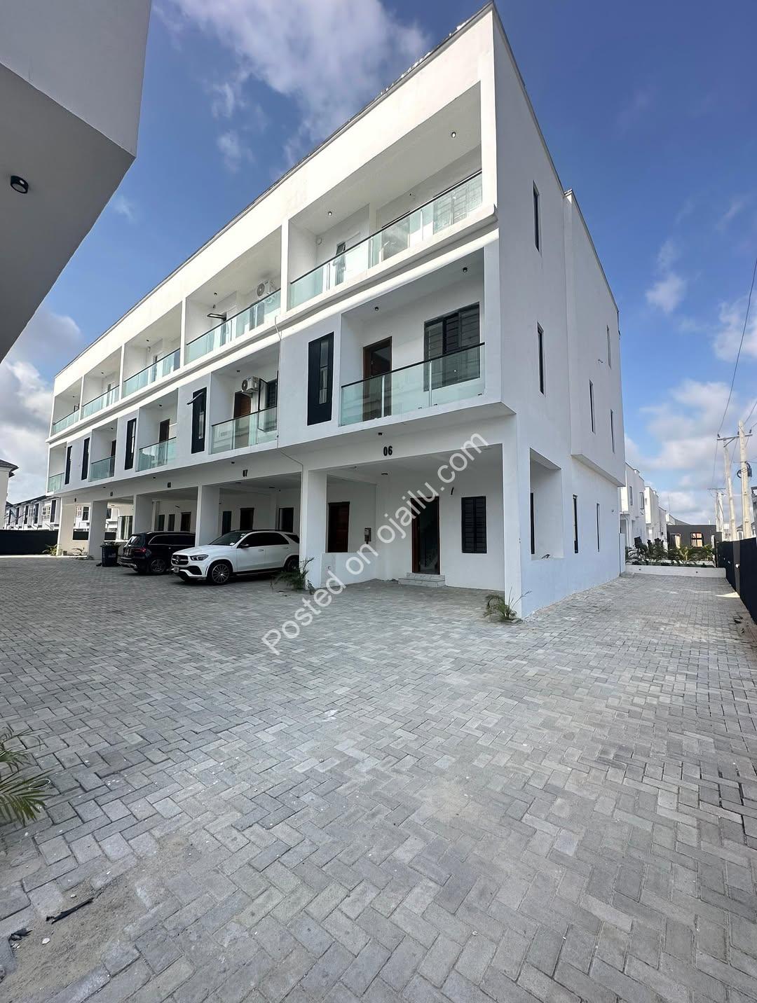 Orchid, Lekki: 4BR Terrace Duplex – Smart Home