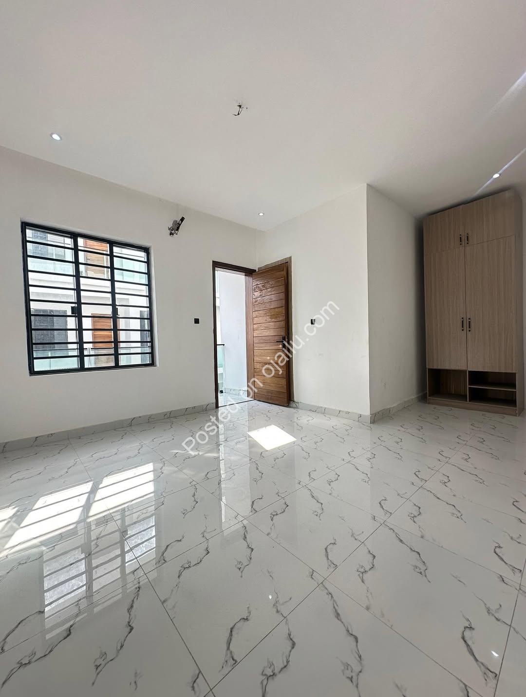 Orchid, Lekki: 4BR Terrace Duplex – Smart Home