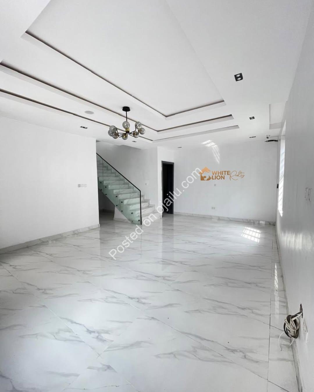 Soundproof Smart Home with Modern Finishes in Agungi