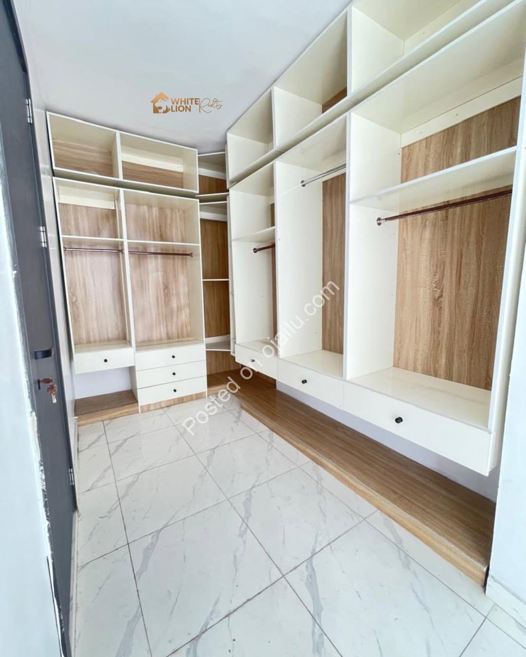 Soundproof Smart Home with Modern Finishes in Agungi