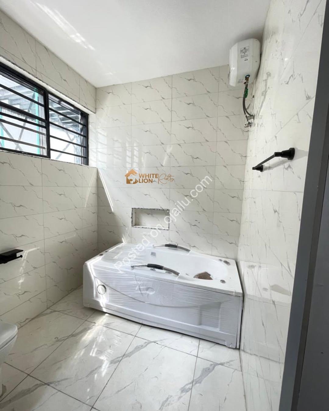 Soundproof Smart Home with Modern Finishes in Agungi
