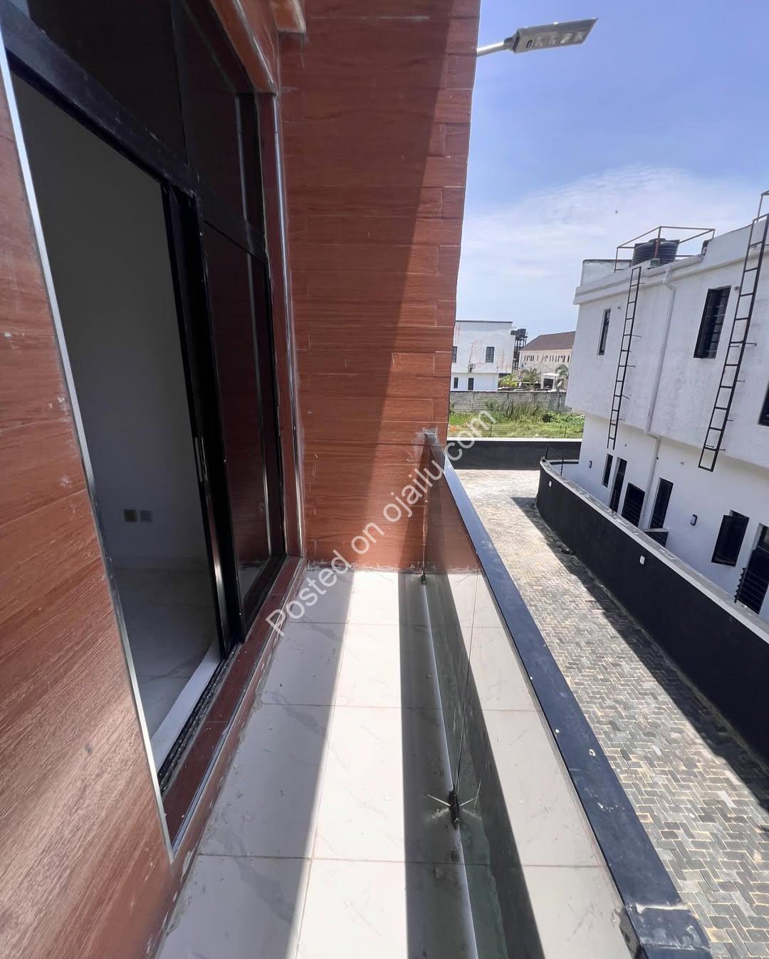 Your Dream Home Awaits: 3BR Terrace Duplex, Ajah