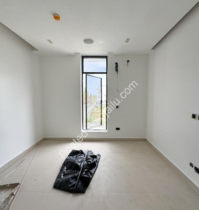 Ikate’s Finest: 5-Bed + Cinema & Gym