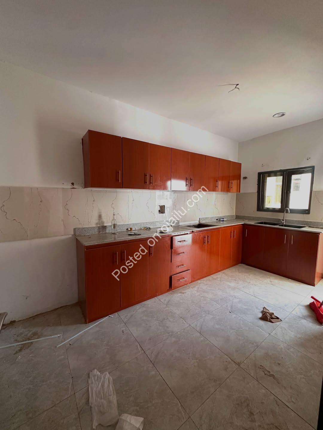 Modern 3-Bed with BQ in Prime Jahi