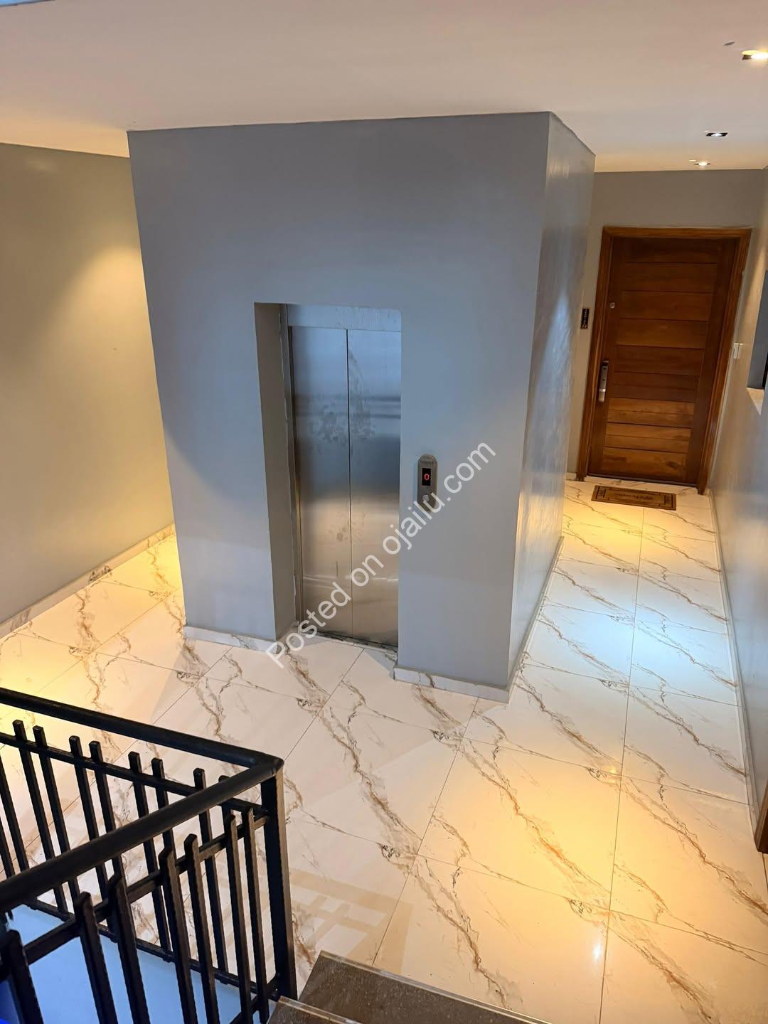 Rent Ikate’s Finest: 2BR with Inverter, Pool & PS5