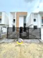 Modern 4-Bed Duplex with Pool in Chevron