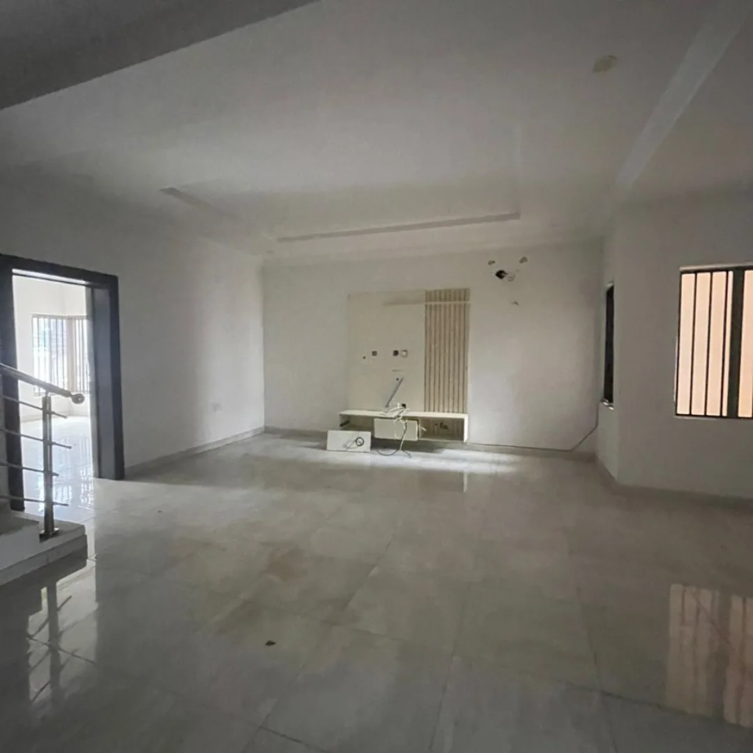 Ikota 4-Bed Duplex + BQ: ₦8M P/A, Prime Living