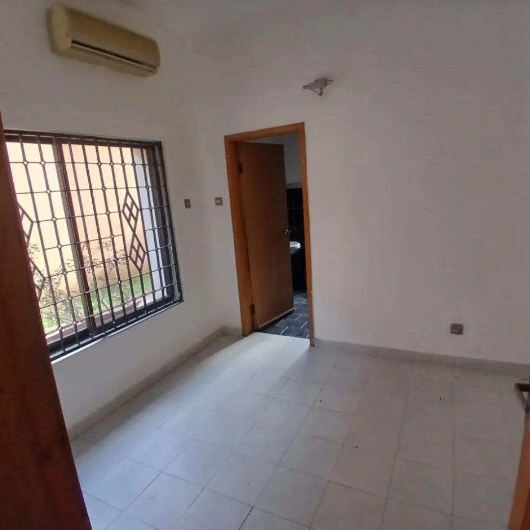 4-Bed Semi-Detached Home + BQ in Prime Lekki Phase 1 | Mixed-Use
