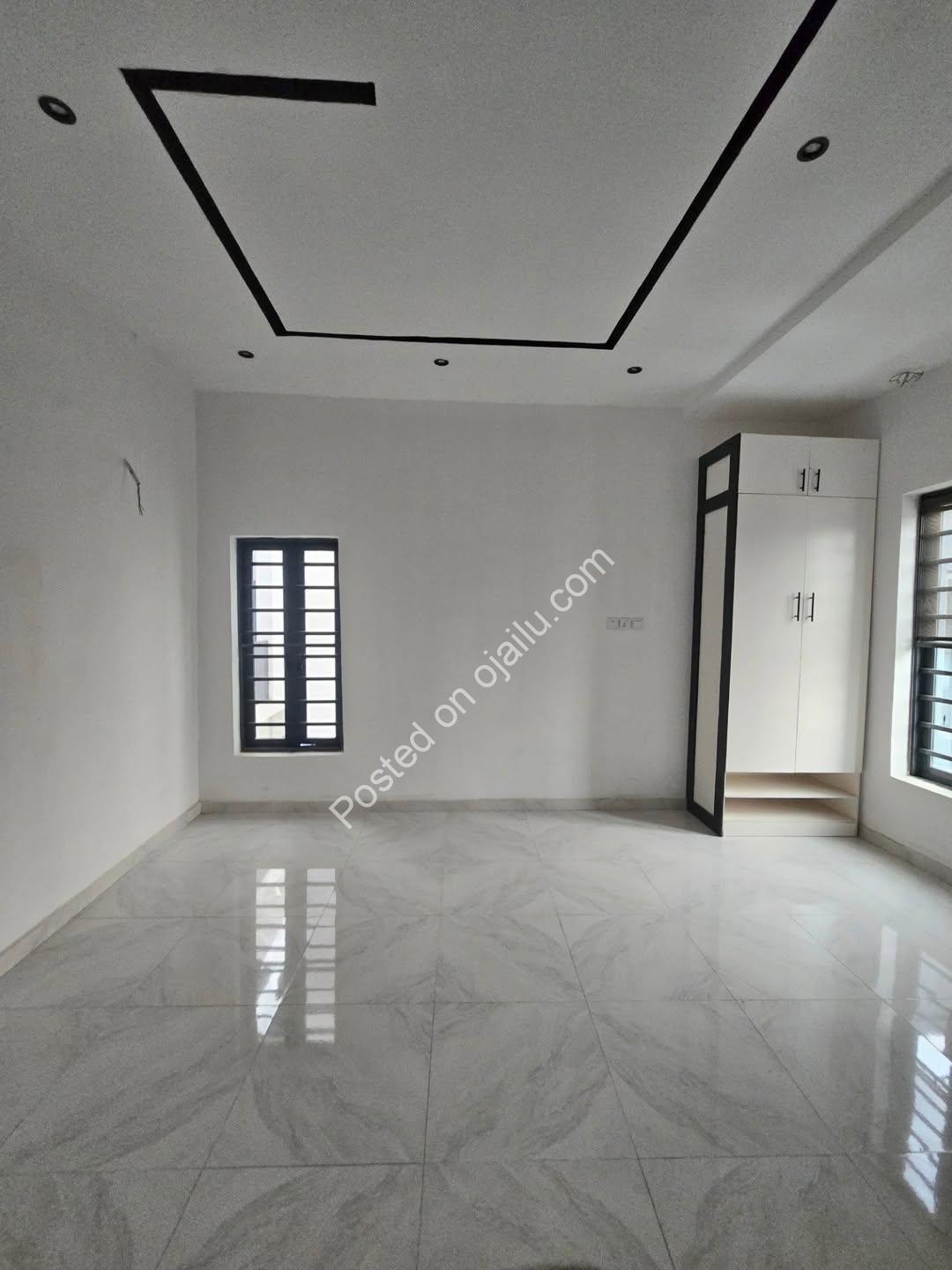 Exclusive 4-Bed Duplex: Your Own Private Compound in Maryland