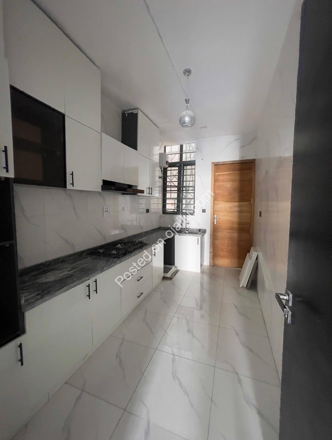 Bluetooth-Infused 3-Bed Duplex in Ikota