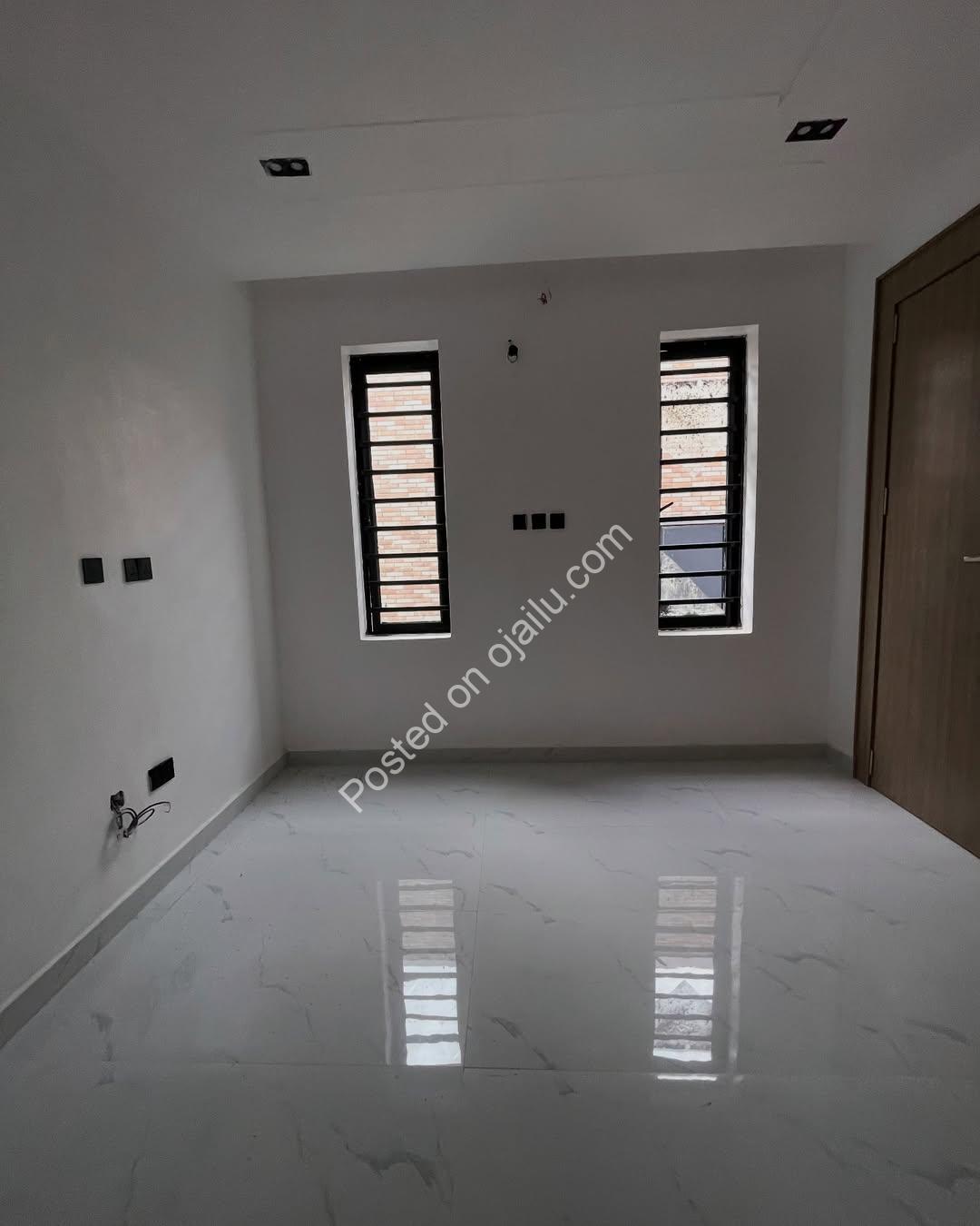 Sun-Soaked 5-Bed Duplex in VGC – N350M