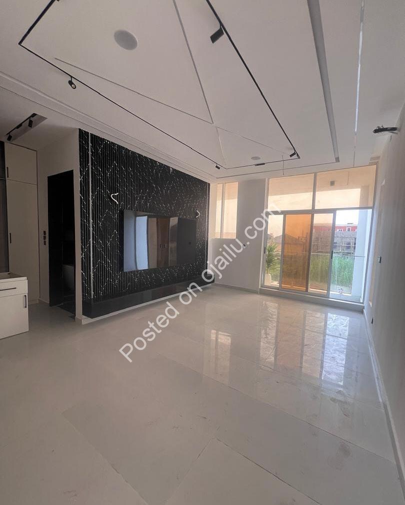 Your Dream Home Awaits: 5-Bed En-Suite Duplex in Ologolo