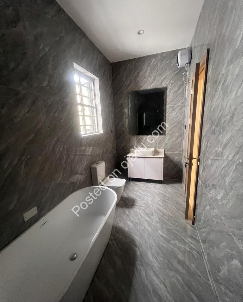Your Dream Home Awaits: 5 En-Suite Bedrooms in Ologolo