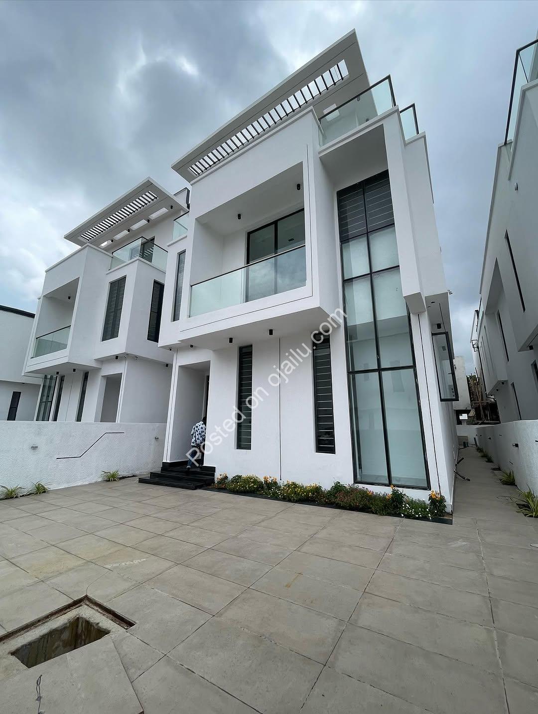 Swim, Cinema & Skyline: Your Private Chevron Retreat