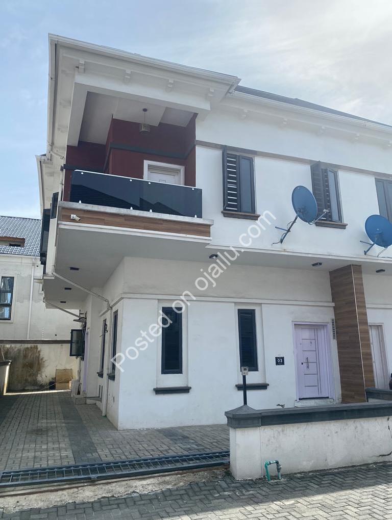 Chevron Dream Home: 3BD + BQ, CofO ✅